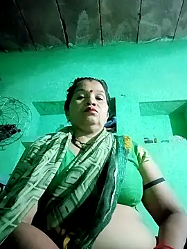 Manavi x online show from 09/12/25, 10:21