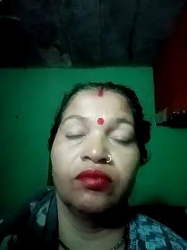 Manavi x online show from 10/20/25, 12:11