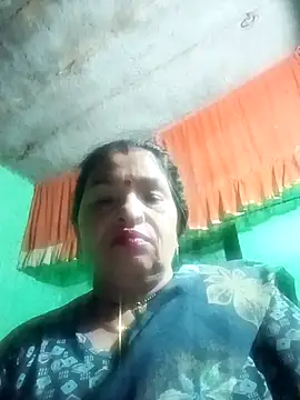 Manavi x online show from 10/28/25, 10:34