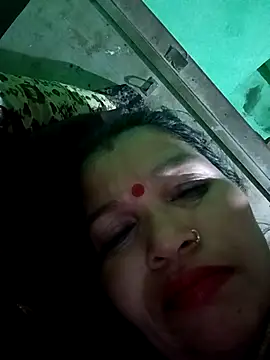 Manavi x online show from 04/07/26, 12:33