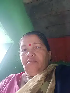 Snapshot of Manavi_x chatting on 06/16/26, 12:35 Manavi x online show from 06/16/26, 12:35