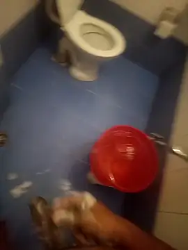 bobby3374 online show from 11/12/25, 11:58