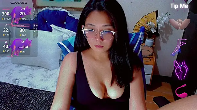 Snapshot of Filipinapoca chatting on 04/19/26, 01:32 Filipinapoca online show from 04/19/26, 01:32