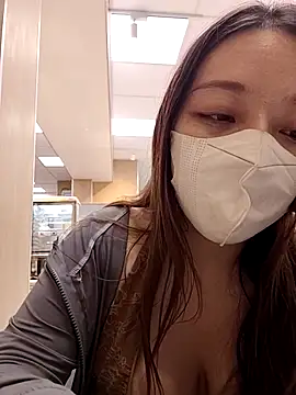 Lovelyanan online show from 10/02/25, 01:40