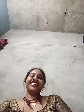 Snapshot of Sandhya_x chatting on 09/16/25, 04:19 Sandhya x online show from 09/16/25, 04:19