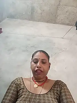 Snapshot of Sandhya_x chatting on 09/22/25, 08:27 Sandhya x online show from 09/22/25, 08:27