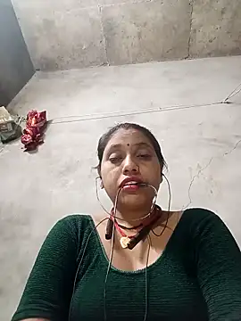 Snapshot of Sandhya_x chatting on 10/02/25, 05:09 Sandhya x online show from 10/02/25, 05:09