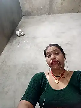 Snapshot of Sandhya_x chatting on 10/06/25, 05:43 Sandhya x online show from 10/06/25, 05:43