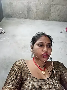Snapshot of Sandhya_x chatting on 10/09/25, 08:40 Sandhya x online show from 10/09/25, 08:40