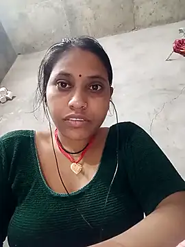 Snapshot of Sandhya_x chatting on 10/13/25, 04:34 Sandhya x online show from 10/13/25, 04:34