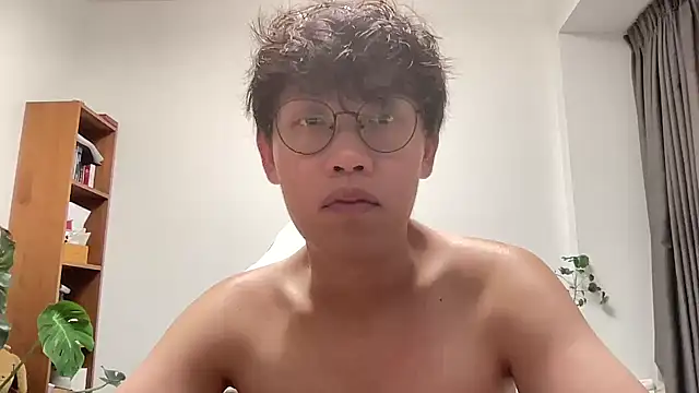 Passionatetwink2 online show from 10/31/25, 03:24