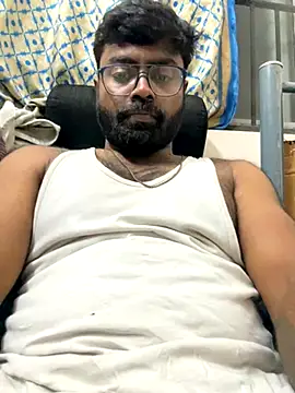 DJLOVE280825 online show from 10/13/25, 11:27