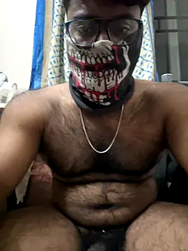 DJLOVE280825 online show from 12/23/25, 12:08