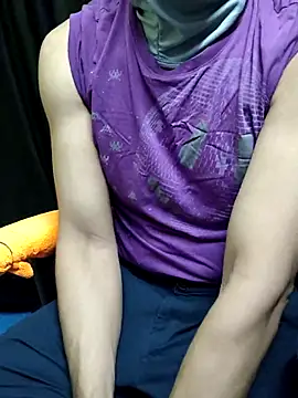 chocolate alone online show from 10/11/25, 08:35