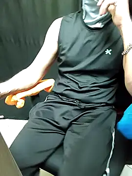 chocolate alone online show from 10/13/25, 07:19