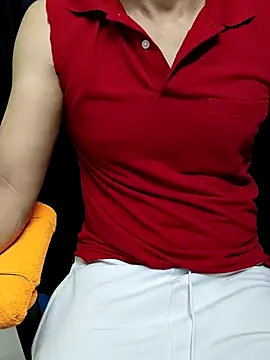 chocolate alone online show from 10/16/25, 06:53