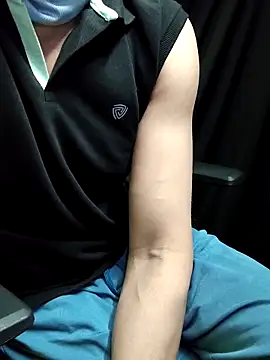 chocolate alone online show from 11/06/25, 09:54