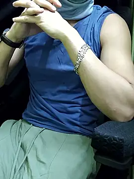 chocolate alone online show from 11/14/25, 08:24