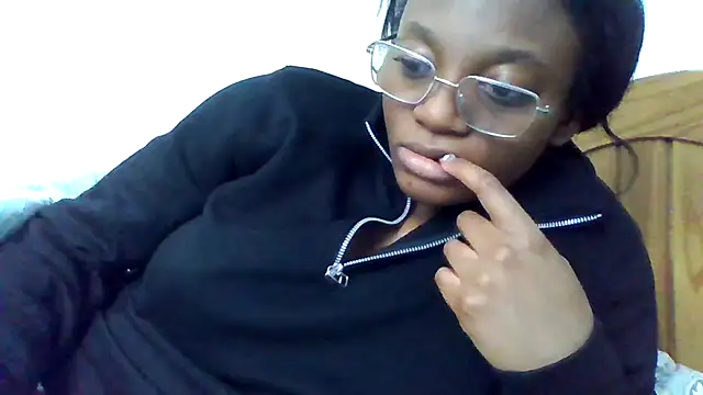 SexyGemBeautyX online show from 12/01/25, 11:37