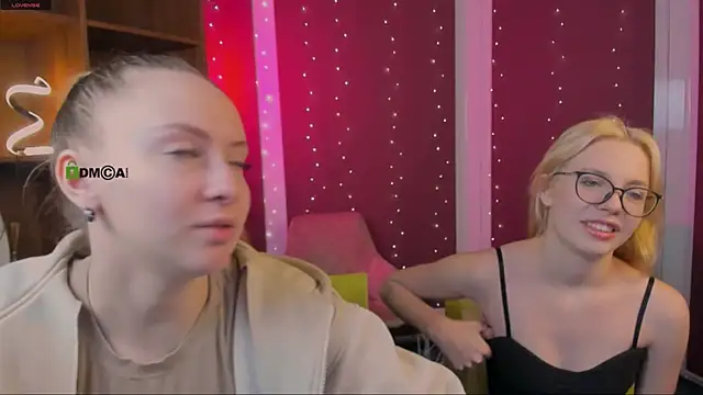 mila glow1 online show from 11/10/25, 05:50