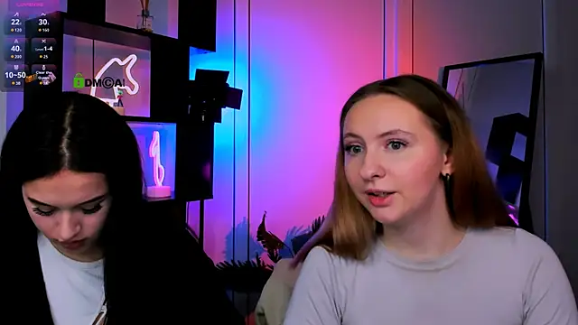 mila glow1 online show from 11/13/25, 07:24