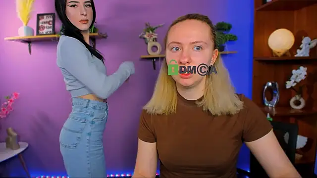 mila glow1 online show from 04/19/26, 07:05