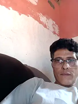 amandinha68 online show from 09/15/25, 05:02