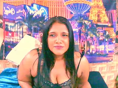Snapshot of IndianSexyLady4u chatting on 09/14/25, 03:33 IndianSexyLady4u online show from 09/14/25, 03:33
