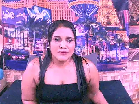 Snapshot of IndianSexyLady4u chatting on 10/22/25, 03:01 IndianSexyLady4u online show from 10/22/25, 03:01