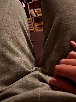 Horny mummy online show from 04/18/26, 07:18