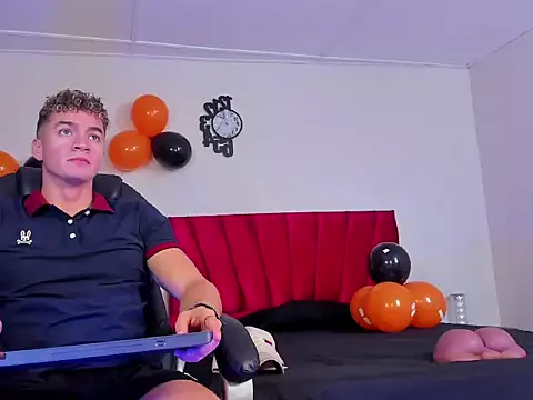 paull george online show from 10/11/25, 03:10