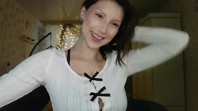 RuxaShade online show from 12/15/25, 11:14