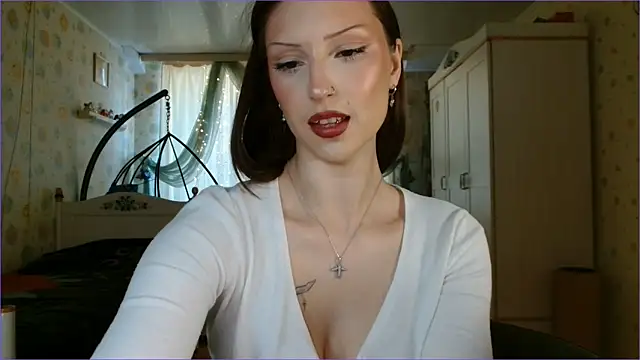 RuxaShade online show from 02/11/26, 10:42