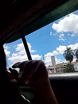 lauramartins7 online show from 01/09/26, 02:42