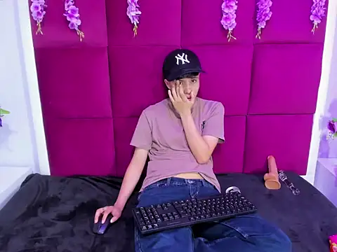 Bruno Cruzz online show from 09/21/25, 03:41