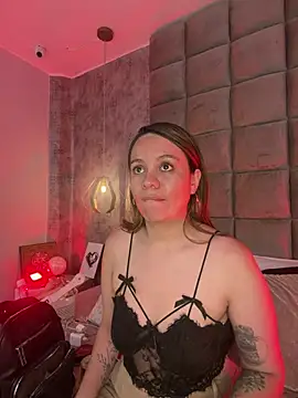 Sky Junne online show from 01/17/26, 05:05