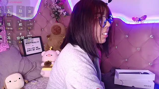 sophiievv online show from 10/11/25, 07:23