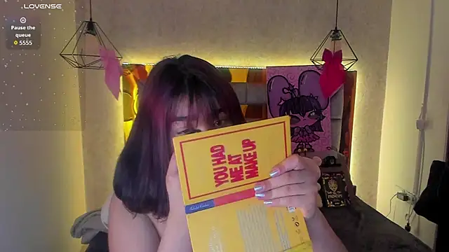 sophiievv online show from 11/25/25, 04:29