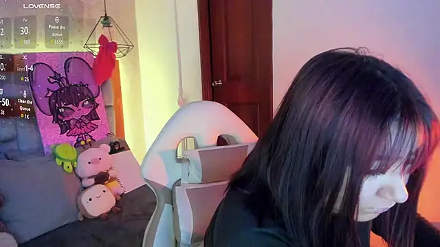 sophiievv online show from 11/30/25, 07:40