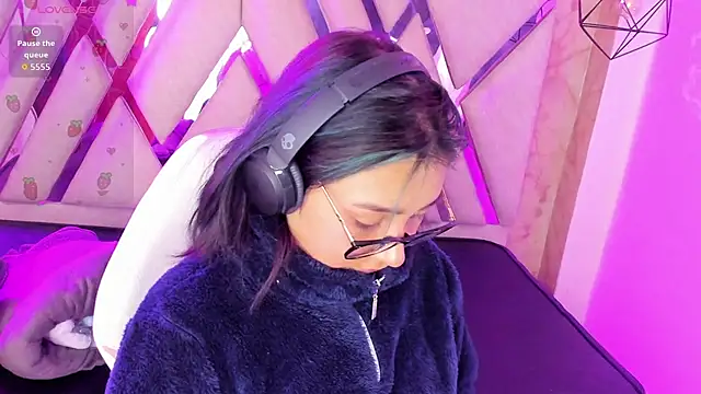 sophiievv online show from 05/03/26, 05:08