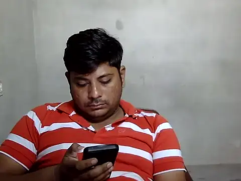 Ajmersingh335512 online show from 10/17/25, 07:33