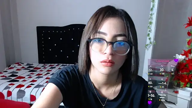 Coraline Playful online show from 09/15/25, 12:16