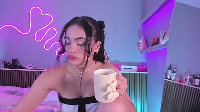 SammyRose  online show from 05/04/26, 09:44