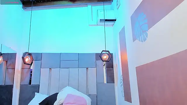 VictoriaDuart online show from 02/05/26, 08:24