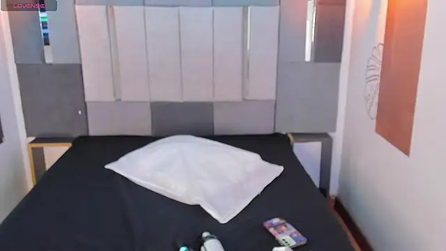 VictoriaDuart online show from 02/21/26, 09:16