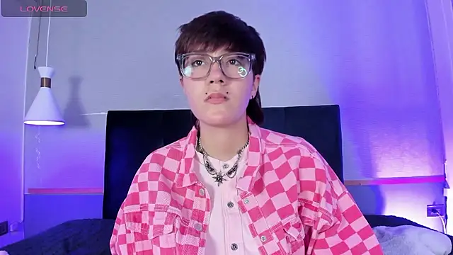 Snapshot of Tsuki_Maru chatting on 01/10/26, 03:30 Tsuki Maru online show from 01/10/26, 03:30