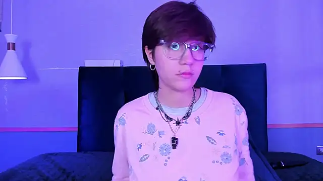 Snapshot of Tsuki_Maru chatting on 03/03/26, 08:42 Tsuki Maru online show from 03/03/26, 08:42