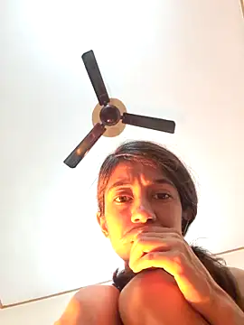 Evneet27 Saavu online show from 02/09/26, 11:14