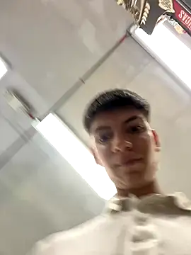 Snapshot of Luck__090 chatting on 09/11/25, 12:00 Luck 090 online show from 09/11/25, 12:00