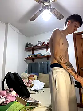 Snapshot of Luck__090 chatting on 09/12/25, 02:33 Luck 090 online show from 09/12/25, 02:33